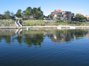 Studio Apartment in Nin with Sea View, Terrace, Air Conditioning, Wi-Fi (4868-1)